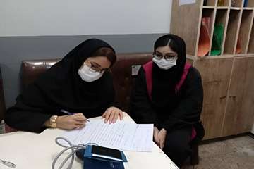 ارائه خدمات سلامت به دانشجویان دانشکده بهداشت